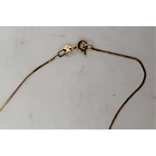 80 - A FANCY LINK 14K GOLD NECKLACE, 2.6g 