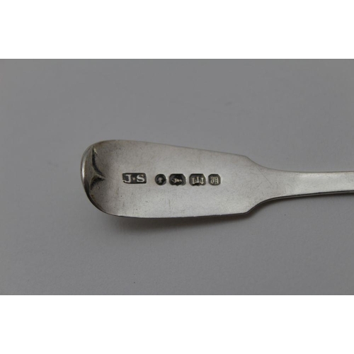 46 - Three pairs of 19th century silver salt spoons, fiddle pattern, to include John Stone, Exeter 1856, ... 