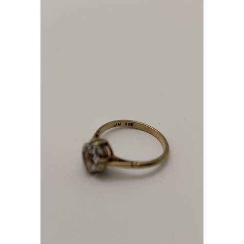 60 - Three 9ct gold dress rings, one set tiny diamonds, gross combined weight: 7g 