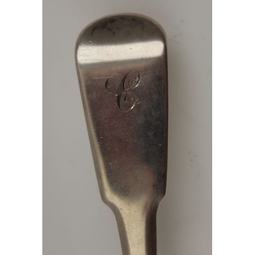 25 - Thomas Freeth, a George III silver fish slice, London 1815, 144g