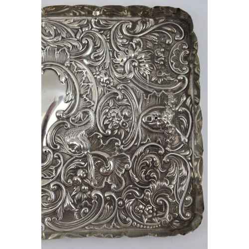 34 - William Comyns, a Victorian silver tray, London 1900, 288g