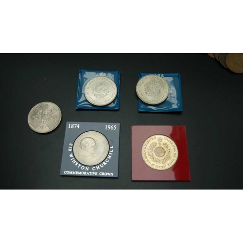 479 - A quantity of GB and South African coins, includes a 1775 half penny, other coins various include cr... 