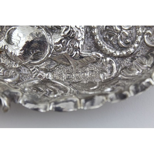 8 - Julias Rosenthal & Samuel Jacob, a Victorian silver chamberstick, London 1889, 133g