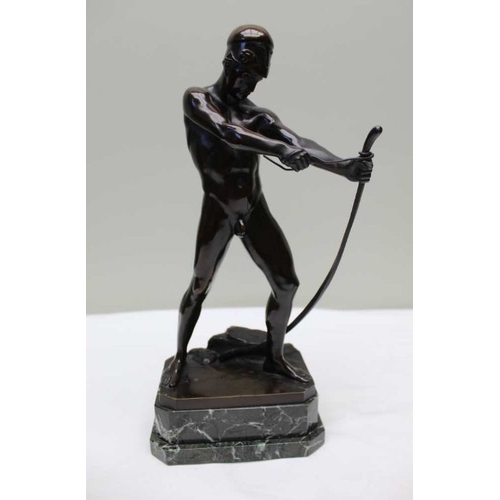 134 - After the Antique, bronze of Classical archer, stringing a bow, on polished marble base, 32cm high