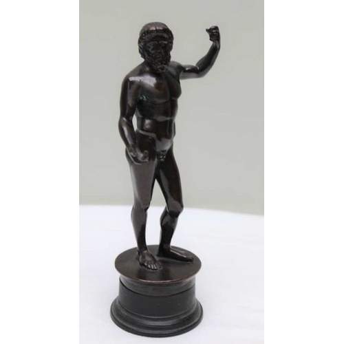 139 - After the Antique, a bronze standing male figure on plinth base, 21.5cm high