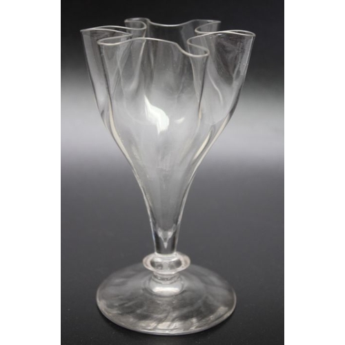 215 - A pair of Victorian handkerchief vases glass, circa 1840