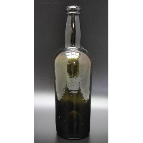 243 - A 19th century Middle Temple wine bottle, bearing the Middle Temple crest of the Holy lamb and flag,... 