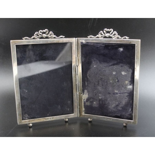 52 - A Victorian hinged silver photo frame, to display four photographs, 17cm x 11cm, Birmingham 1899