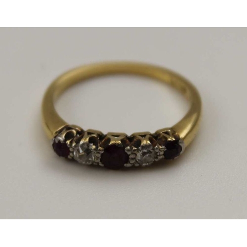 92 - An 18ct gold ruby and diamond set ring, gross weight: 3.3g, ring size: O1/2