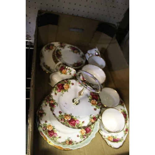 160 - Royal Albert Old Country Roses tea set for four, four cups, saucers, plates, cake plate, two dishes,... 