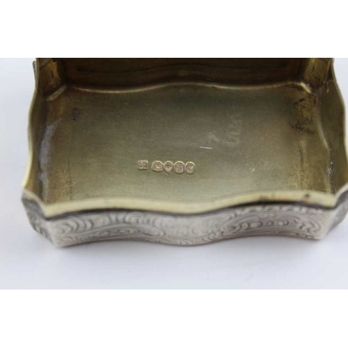 7 - Charles Rawlings and William Summers, an early Victorian silver table snuff box, serpentine form, ca... 