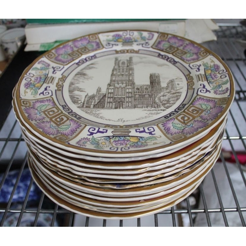 37 - Fifteen Masons ironstone Christmas themed collectors plates, and a small wooden box