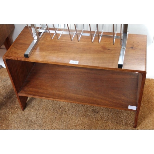 234 - A retro design coffee table with book shelf under tier