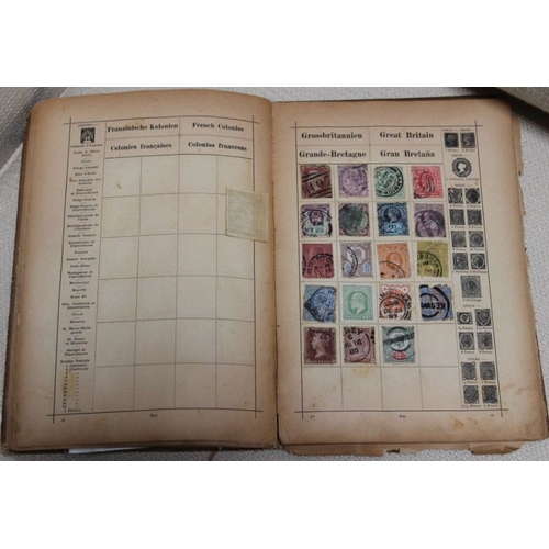 31 - A quantity of stamps, includes loose and small albums