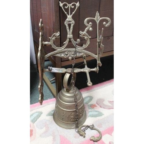 37 - A selection of domestic copper and brass wares.