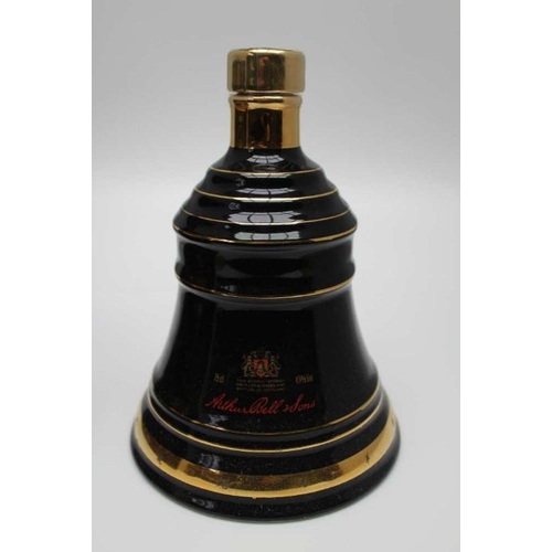 536 - 1992 Bells Decanter for Year of the Monkey (boxed), 1 bottle