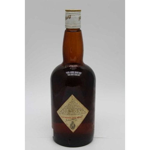 538 - Haig Gold Label Whisky - 70° proof, 26 fl oz, 1 bottle