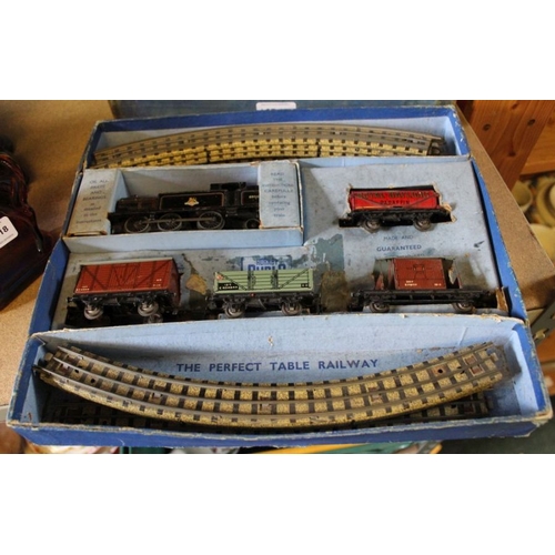 219 - A Hornby Dublo EDG17 Tank Goods Train B.R. set in original box.