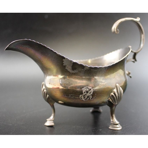 17 - Joshua Jackson, a Georgian silver sauce boat, London 1784, 116g