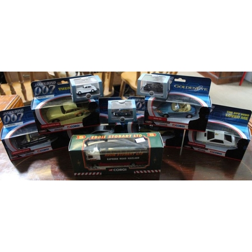 256 - A selection of boxed collectors vehicles to include James Bond