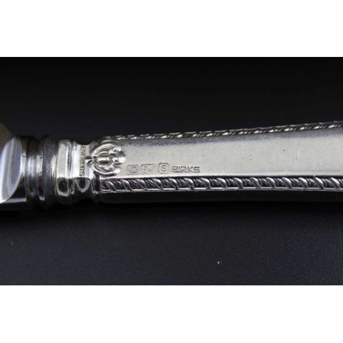 32 - Birks Sterling of Canada, a part canteen of cutlery, gross weight: 1586g