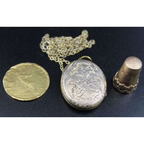 41 - A quantity of yellow metal and plated wares, includes a thimble, coin, brooches, pendant, etc.