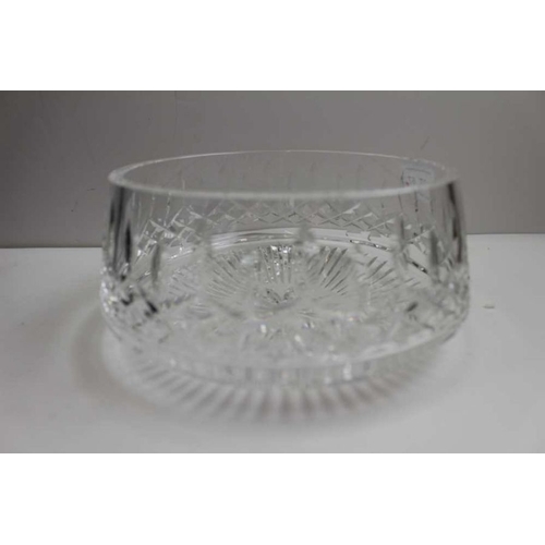 67 - Waterford cut lead crystal bowl on stand in original box & Waterford fruit bowl