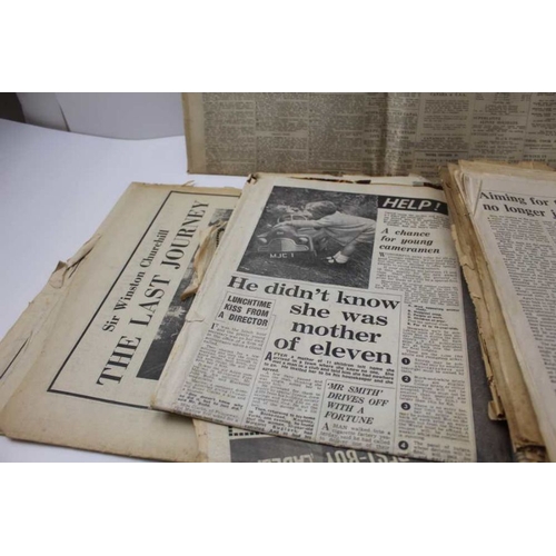 87 - A selection of vintage newspapers on historic dates, includes The Daily Telegraph, May 1937 