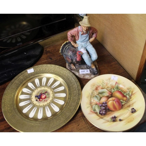 10 - Two Aynsley plates together with a Royal Doulton 'Thanks Giving' figure