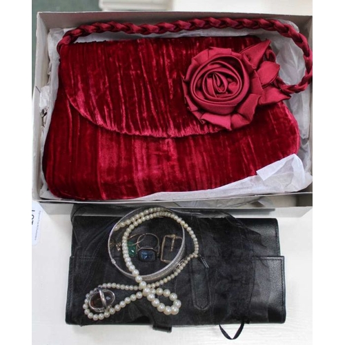 235 - A quantity of assorted jewellery, includes, a single strand pearl necklace, a silver cuff bracelet, ... 