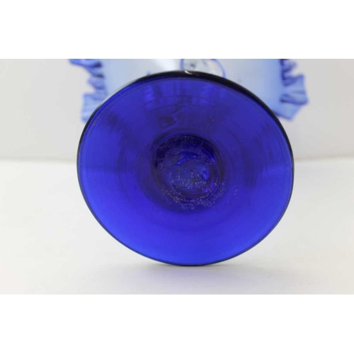 128 - Murano glass centre piece blue tint 26 cm high