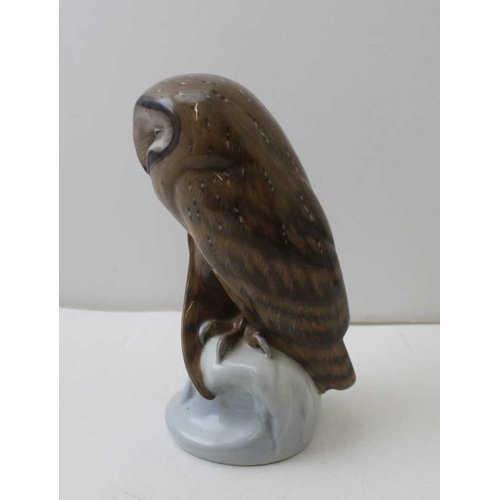 133 - A Royal Copenhagen ceramic owl (273) 21 cm high