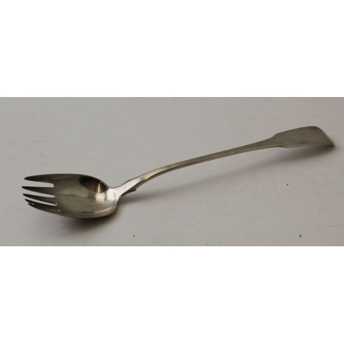48 - A George III silver fiddle pattern spoon, with tine cut tip, London 1796, 140g