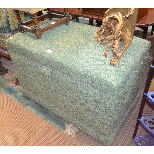 429 - A large upholstered box ottoman