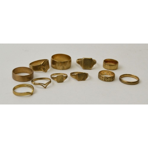 10 - A collection of eleven 9ct gold rings, includes wedding bands and signet rings, combined weight 39g