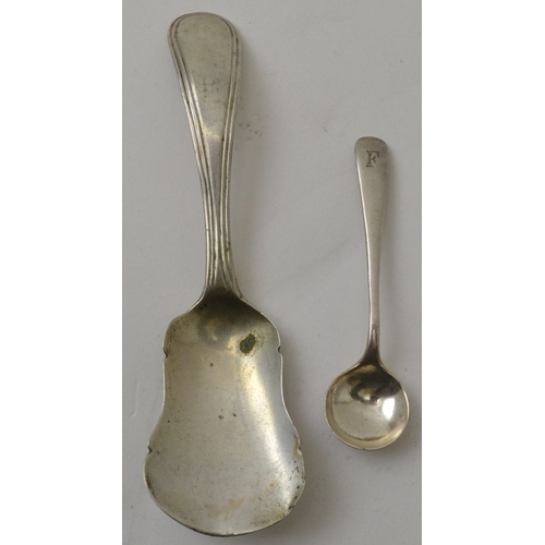 103 - Richard Garde (of Broad Lane, Cork), a set of four Irish silver condiment spoons, fiddle pattern, Du... 