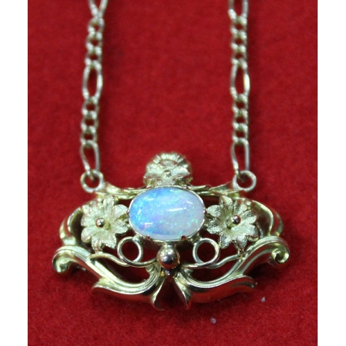 269 - A 9ct gold necklace, the Art Nouveau design floral pendant inset an Opal, on 9ct gold chain, gross w... 