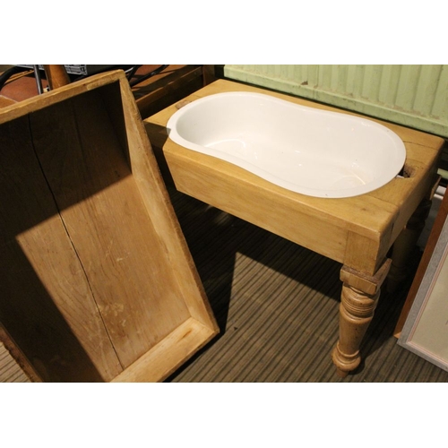 66 - A pine baby bath with porcelain bath