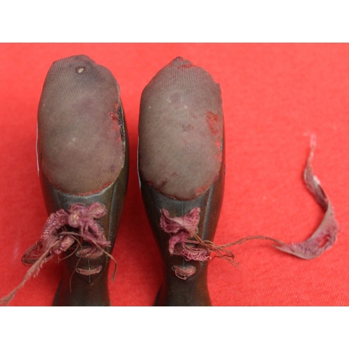 125 - Two Victorian treen pin cushions in the form of shoes