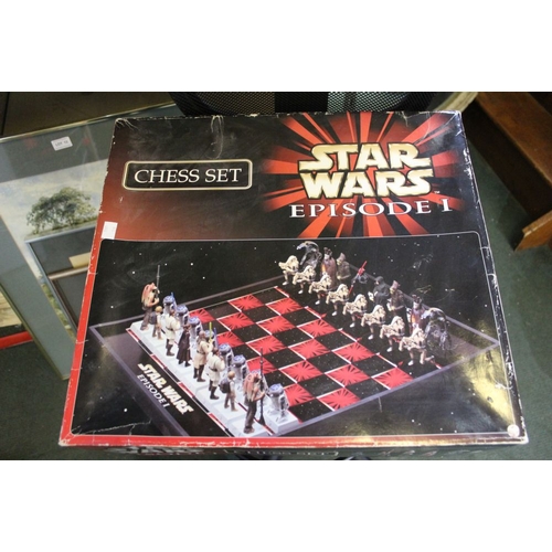 4 - Star Wars Episode One - Chess set in original box