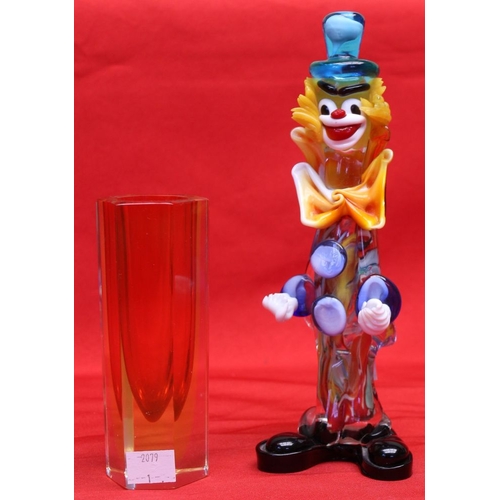 79 - A Murano glass clown, 23cm high, together with a hexagonal glass vase, 14cm high (2)