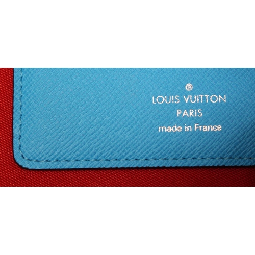 325 - Louis Vuitton wallet, boxed