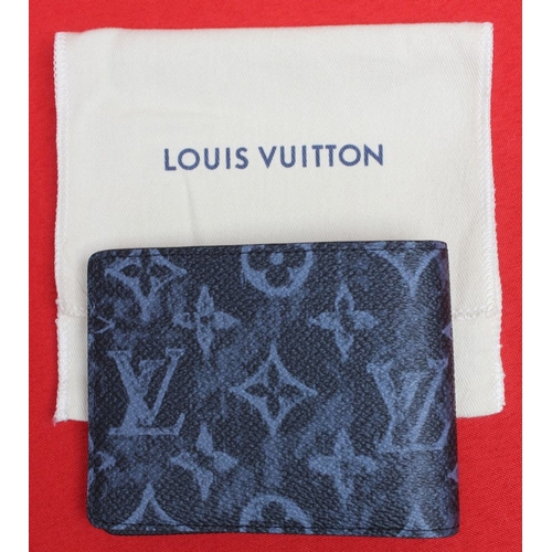 327 - Louis Vuitton wallet, boxed