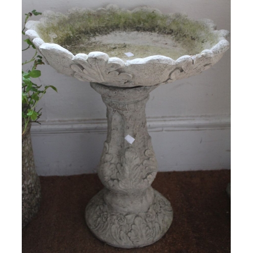 280 - A cast garden birdbath