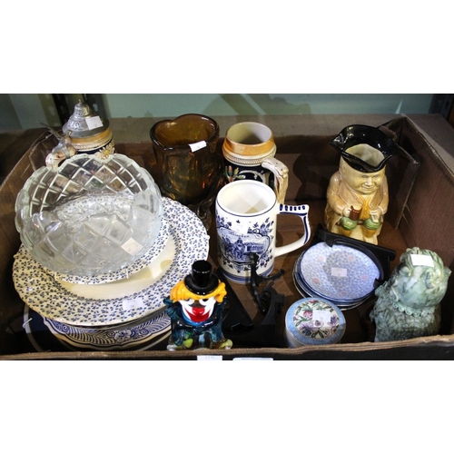 32 - A box containing a Murano glass clown and other collectible items