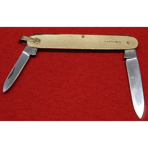 4 - A 9ct gold handled folding pocket knife