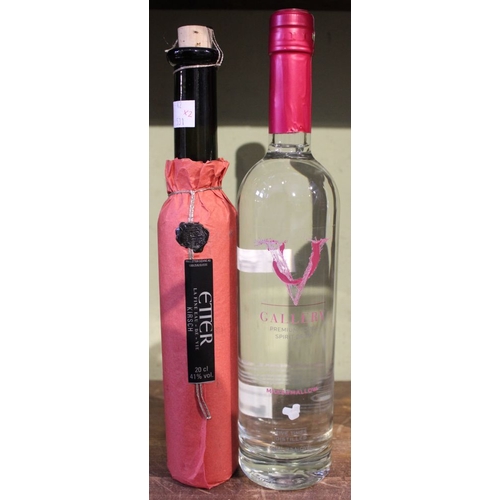 135 - V Gallery marshmallow Premium Vodka, 1 bottle
 Etter Eau de Vie Kirsch, 1 bottle
 (2)