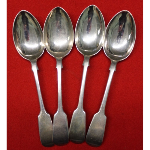 10 - A set of four silver dessert spoons, fiddle pattern, Sheffield 1900, 209g