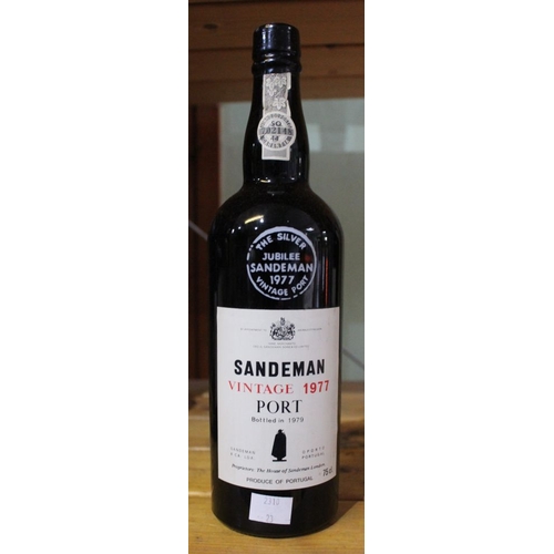 115 - Sandeman Vintage Port 1977 Silver Jubilee (1)