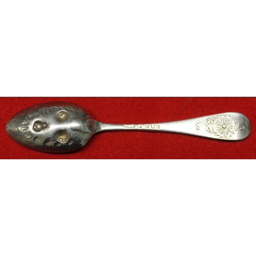 14 - Six silver Berry design tea spoons, embossed bowls, some with remains of gilding, some Edinburgh mar... 